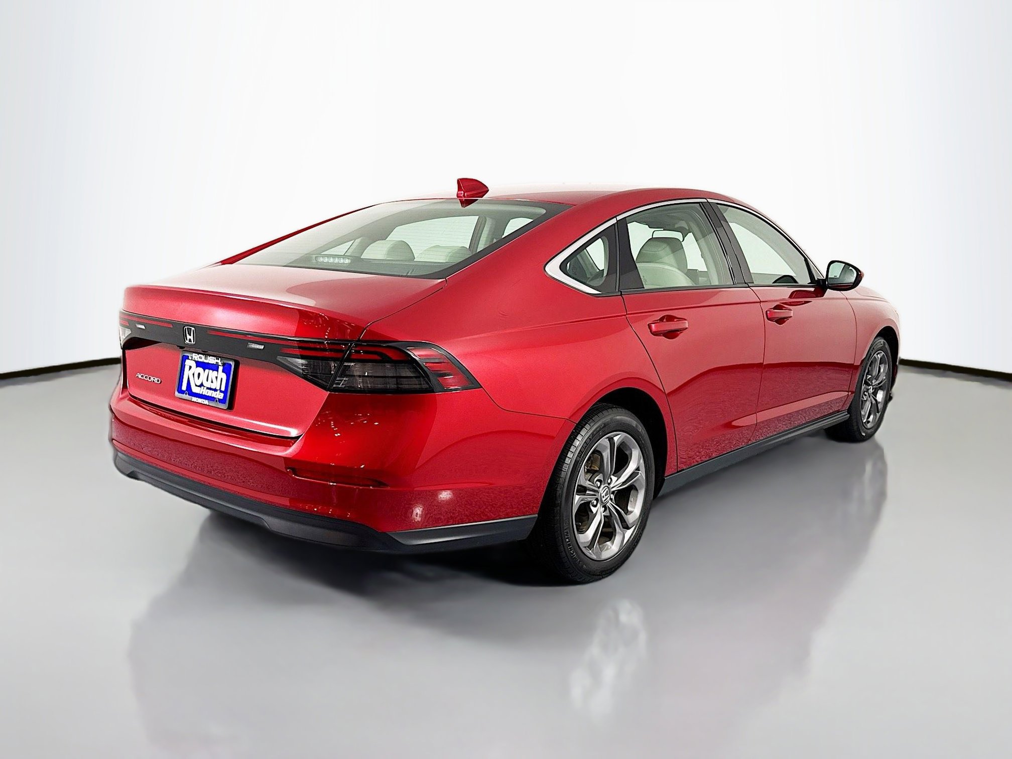 Certified 2024 Honda Accord EX image 5