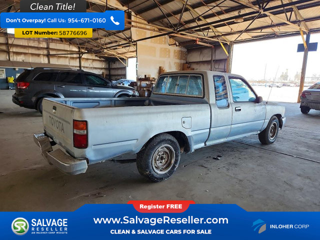 Used 1991 Toyota Pickup Deluxe RWD image 4