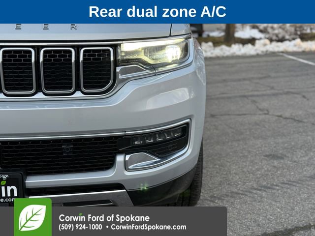 Used 2022 Jeep Wagoneer Series III w/ Flexible Seating Group image 8