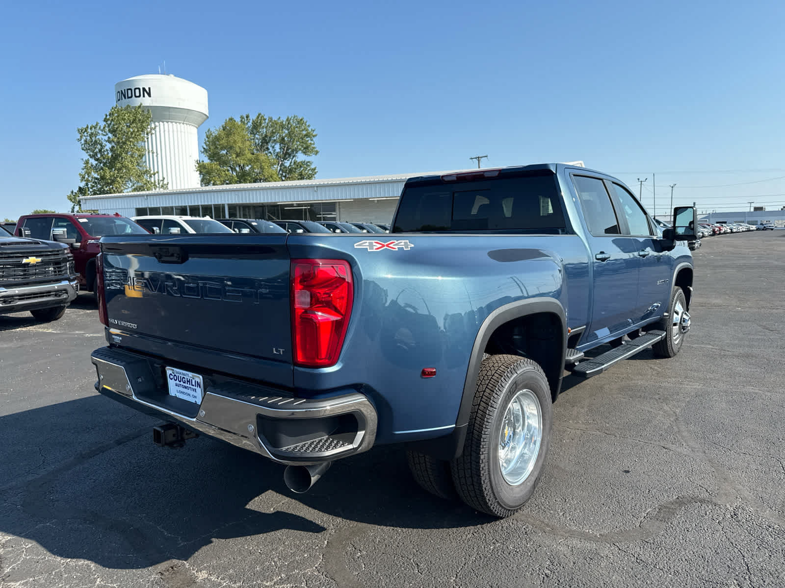 New 2026 Chevrolet Silverado 3500 LT w/ All Star Edition AWD/4WD image 5