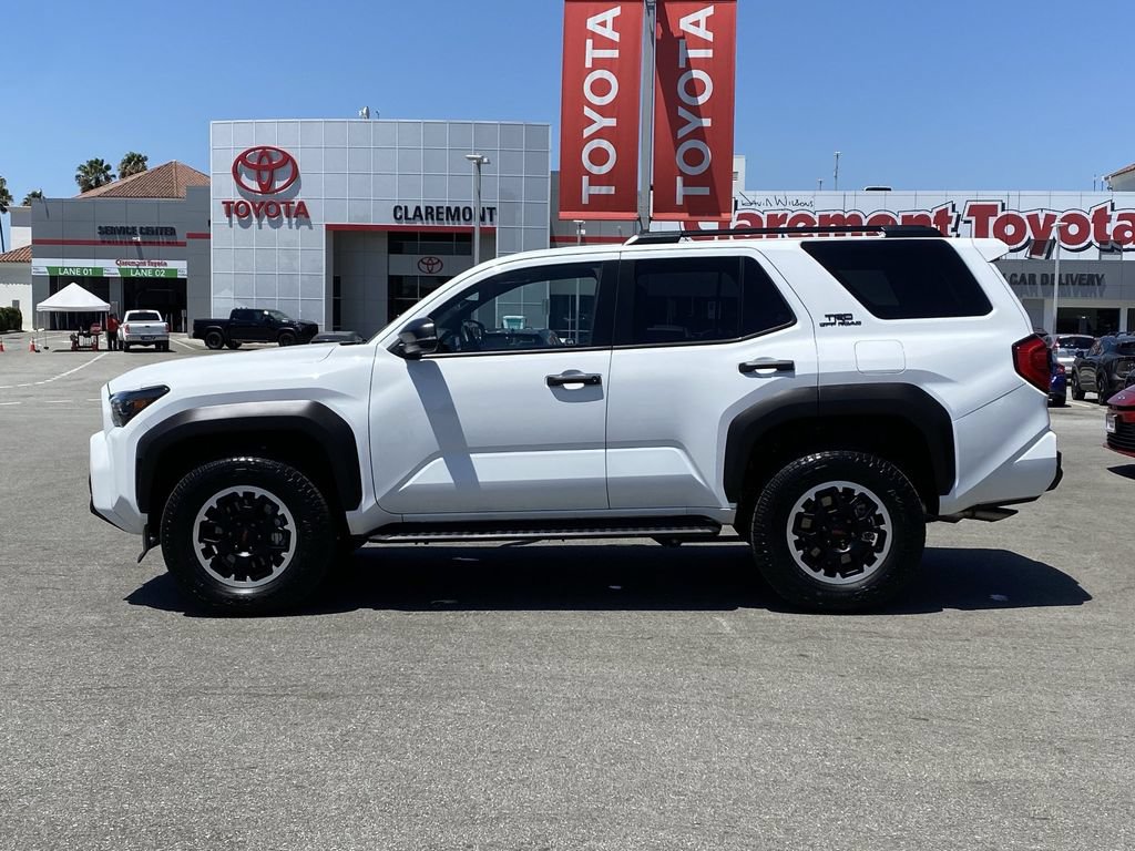 Certified 2026 Toyota 4Runner TRD Off-Road AWD/4WD image 40