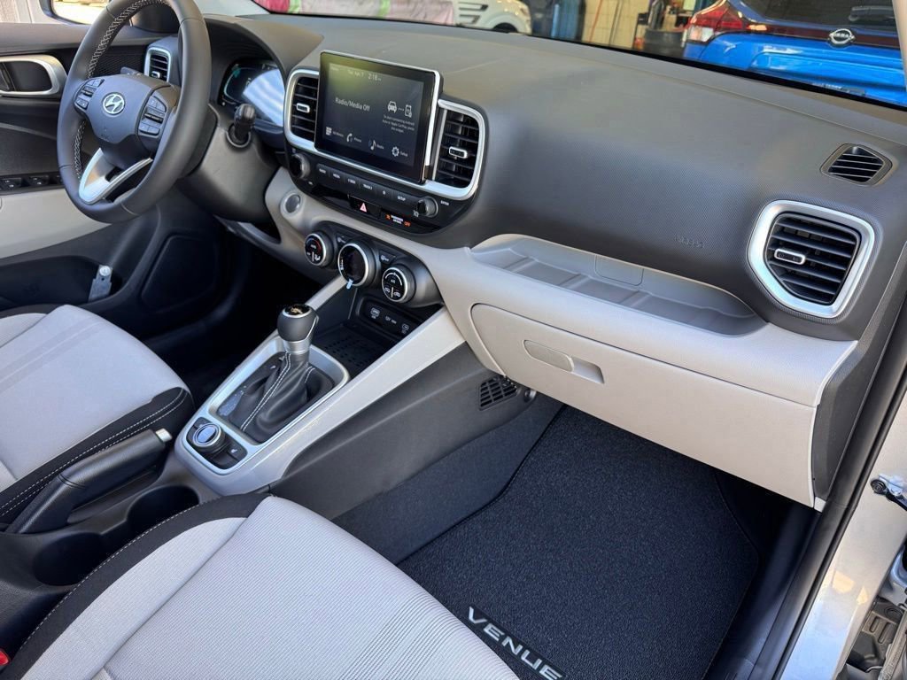 New 2026 Hyundai Venue SEL image 16