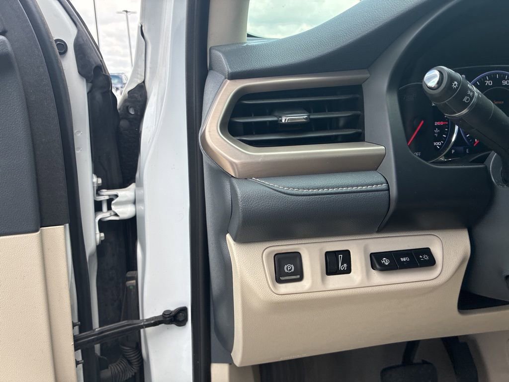 Used 2023 GMC Acadia Denali AWD/4WD image 13