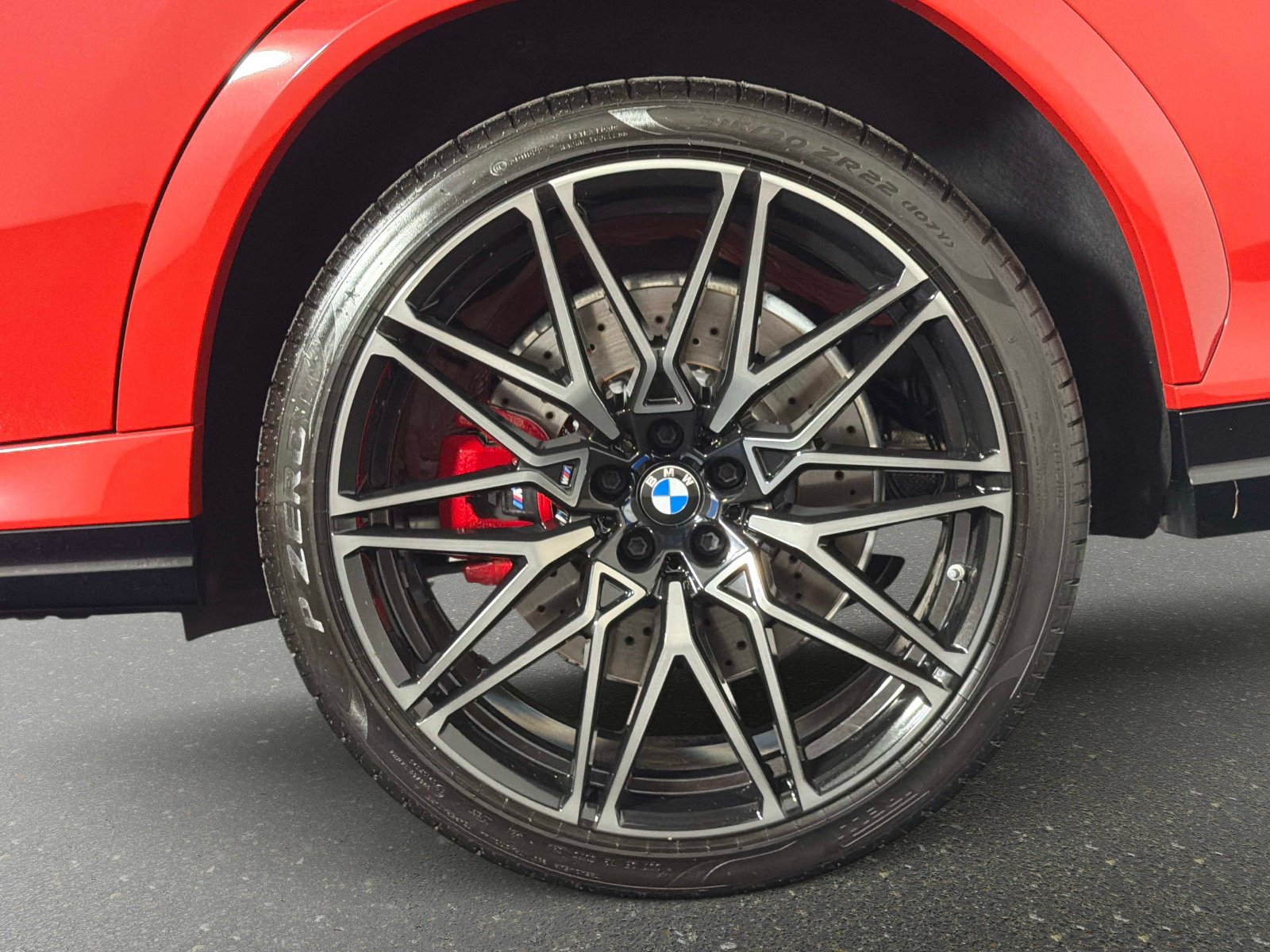 Used 2025 BMW X6 M Competition w/ Executive Package AWD/4WD image 12