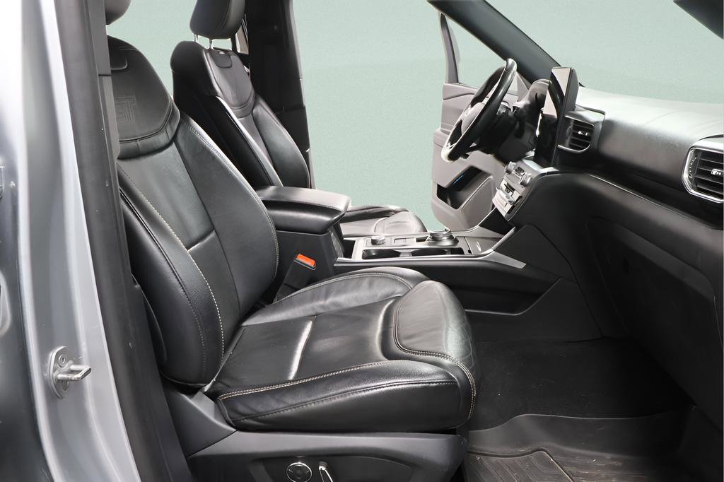 Used 2020 Ford Explorer ST w/ ST Street Pack image 30