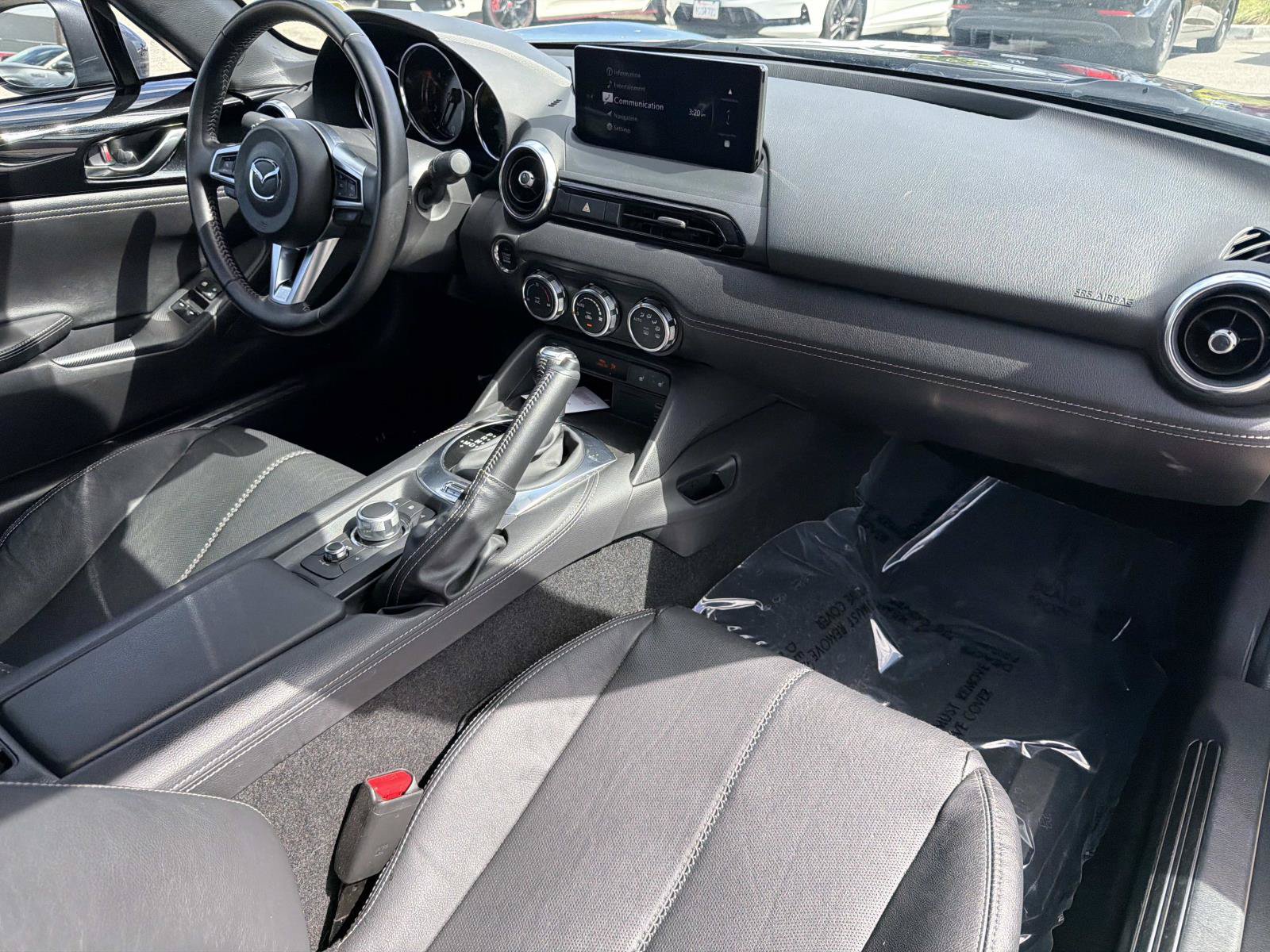 Used 2025 MAZDA MX-5 Miata RF Grand Touring RWD image 21