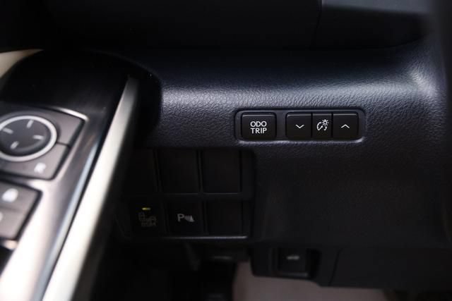 Used 2014 Lexus IS 350 w/ Navigation Package RWD image 23