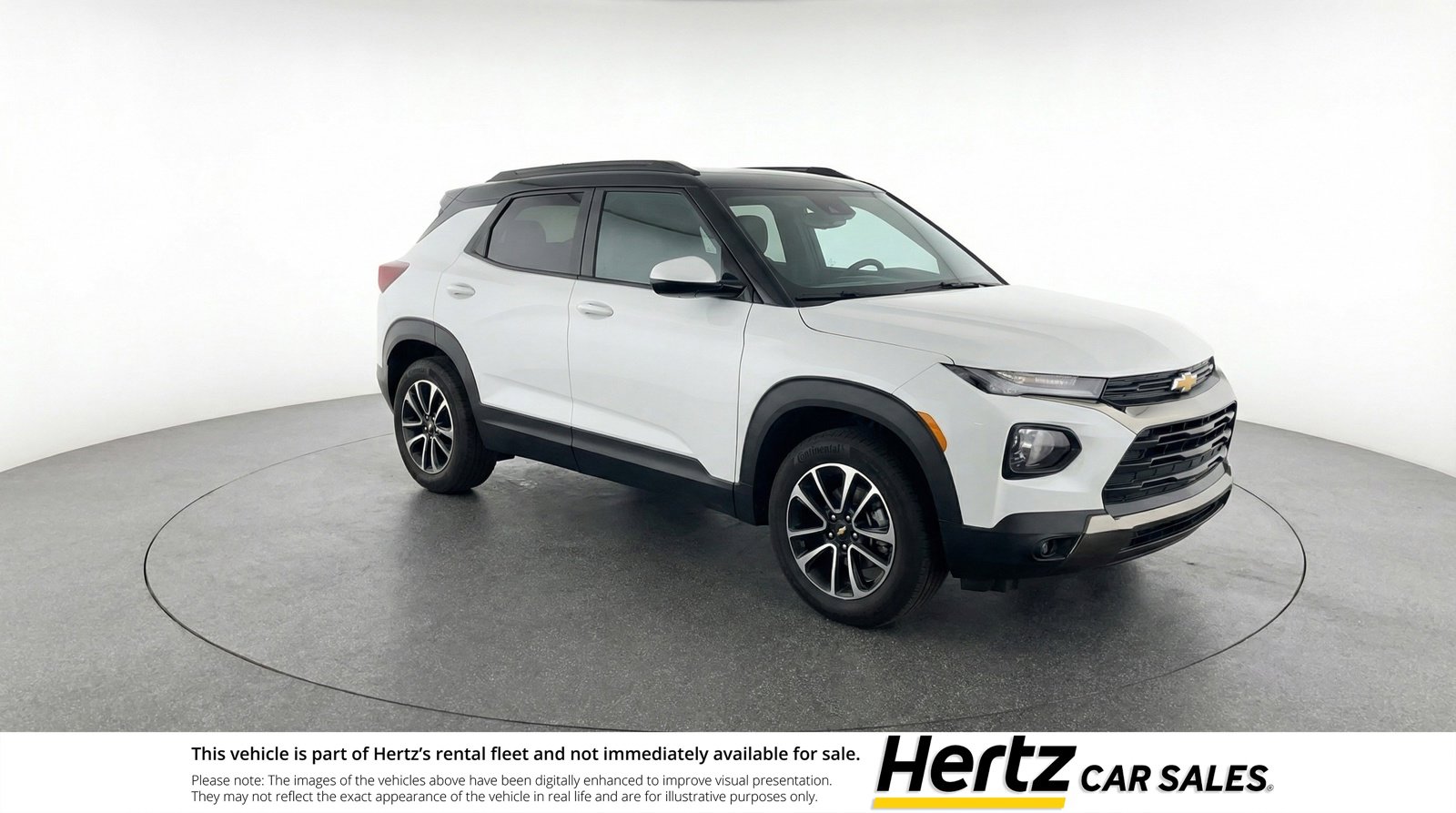 Used 2025 Chevrolet TrailBlazer LT FWD image 1