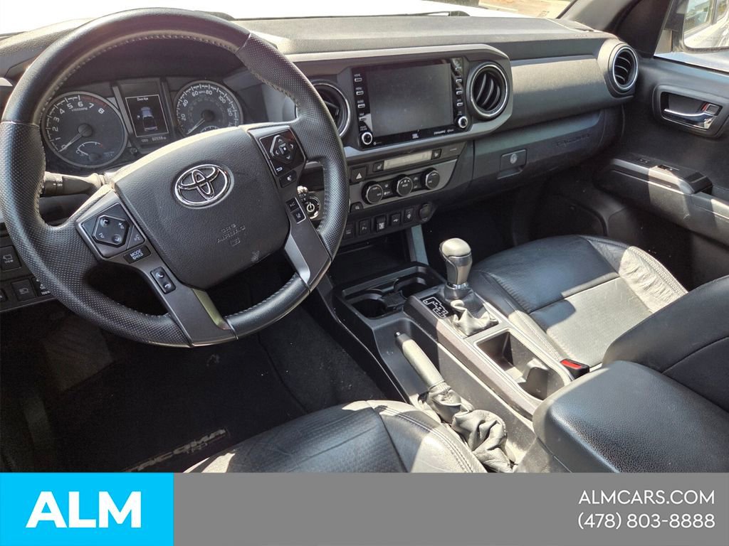 Used 2021 Toyota Tacoma TRD Sport w/ TRD Premium Sport Package image 5