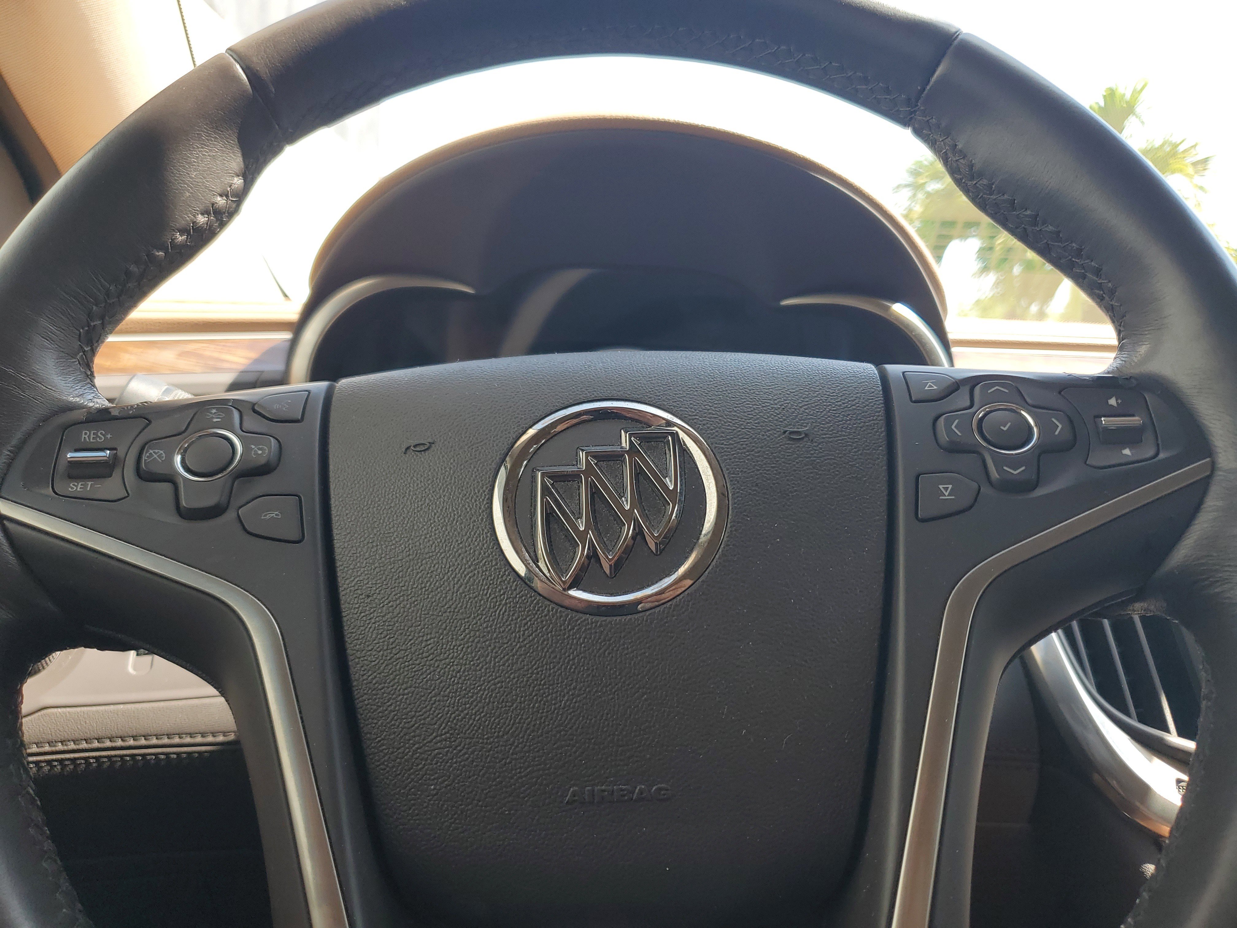 Used 2014 Buick LaCrosse Leather w/ Driver Confidence Package FWD image 22