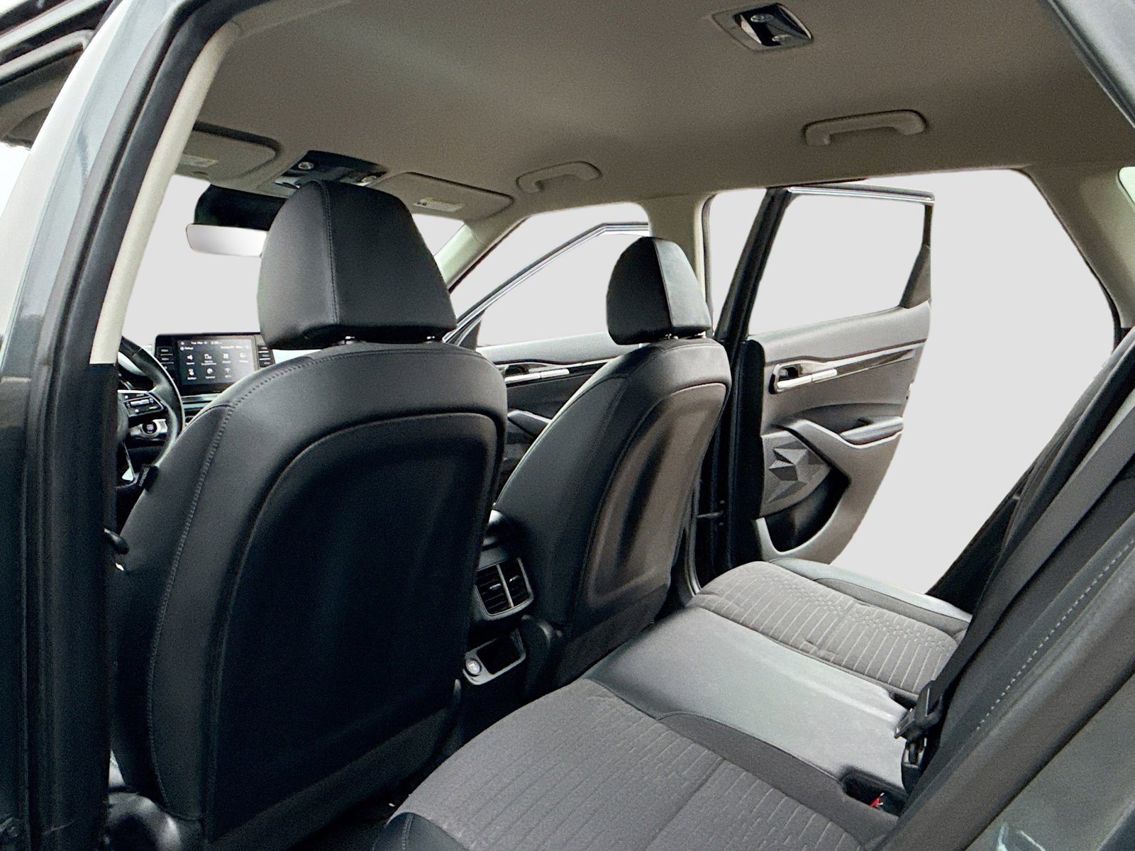 Used 2023 Kia Seltos S image 6