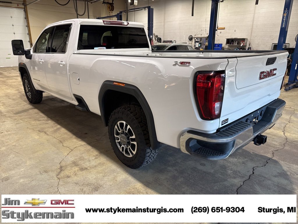 Used 2022 GMC Sierra 3500 SLE w/ SLE Convenience Package image 4