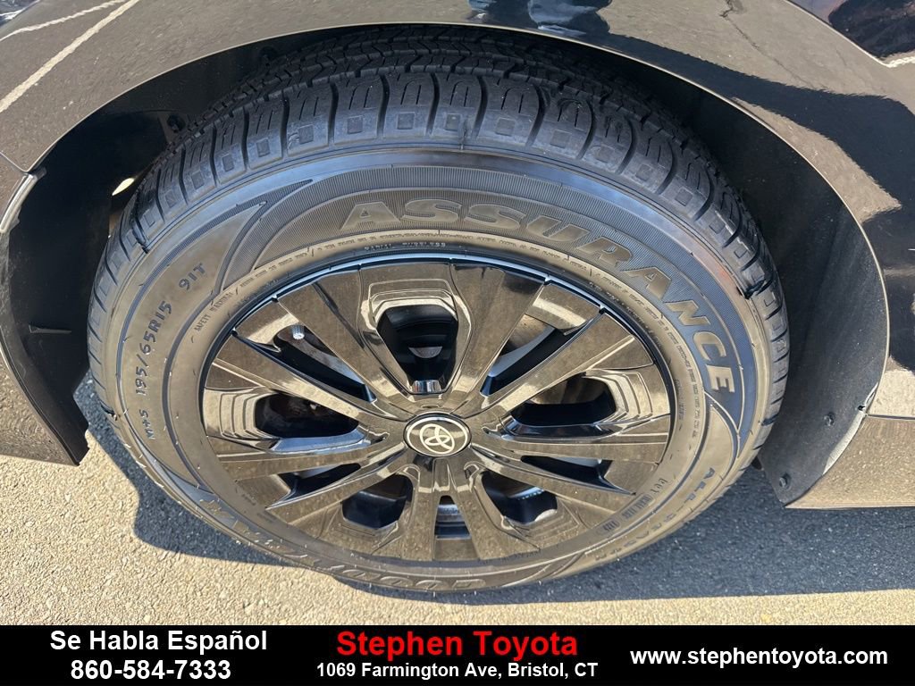 Used 2021 Toyota Prius Prime XLE image 11