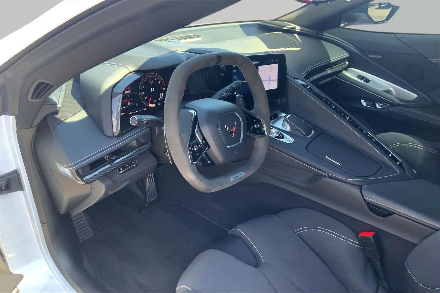 Used 2024 Chevrolet Corvette Z06 RWD image 18