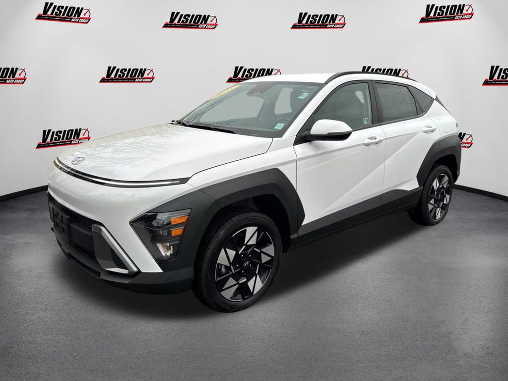 Certified 2025 Hyundai Kona SEL image 1