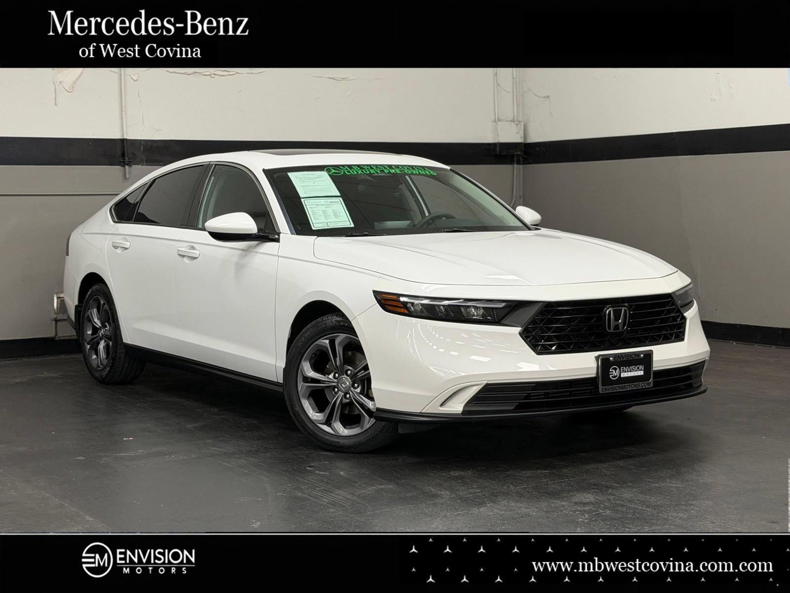 Used 2023 Honda Accord EX image 1