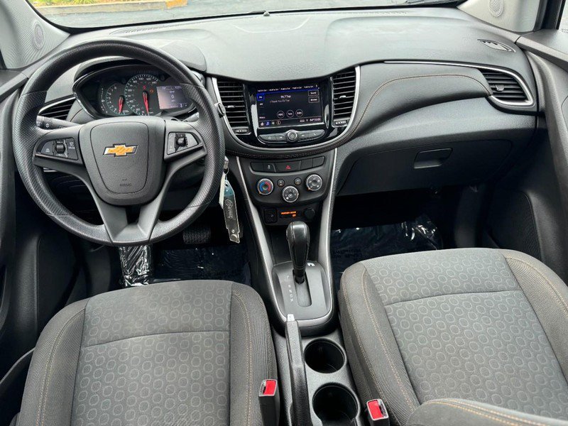 Used 2020 Chevrolet Trax LS w/ Tint and Cruise Package FWD image 8