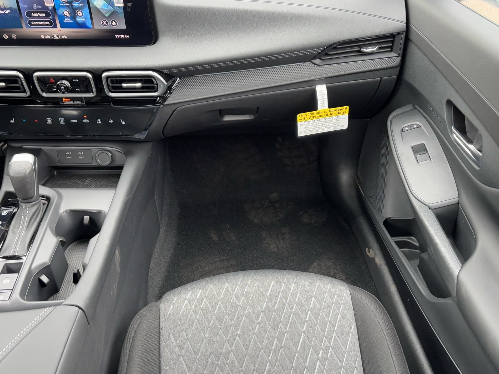 New 2026 Nissan Sentra SV w/ SV Convenience Package FWD image 18