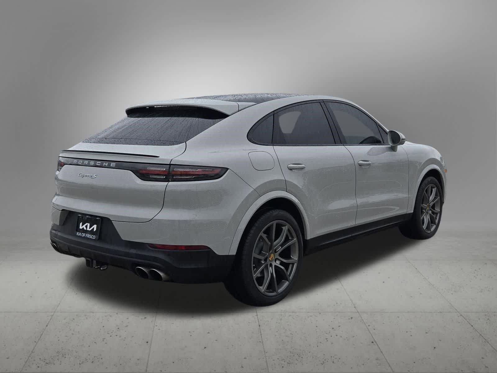 Used 2022 Porsche Cayenne S AWD/4WD image 6
