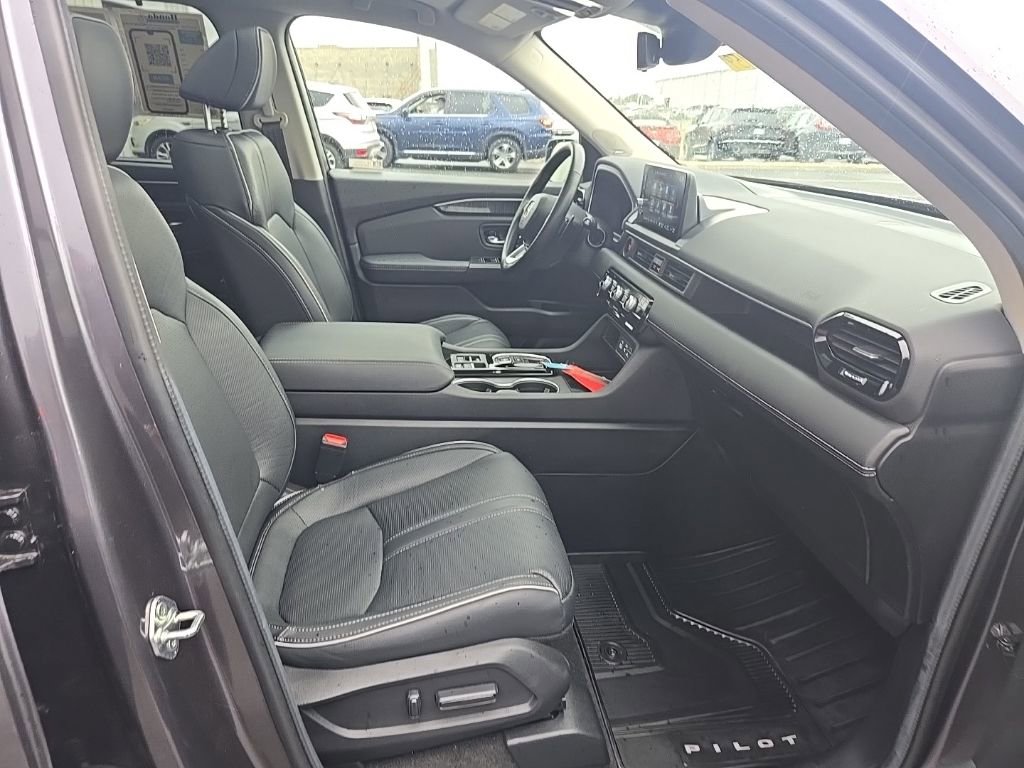 Used 2024 Honda Pilot Elite image 34