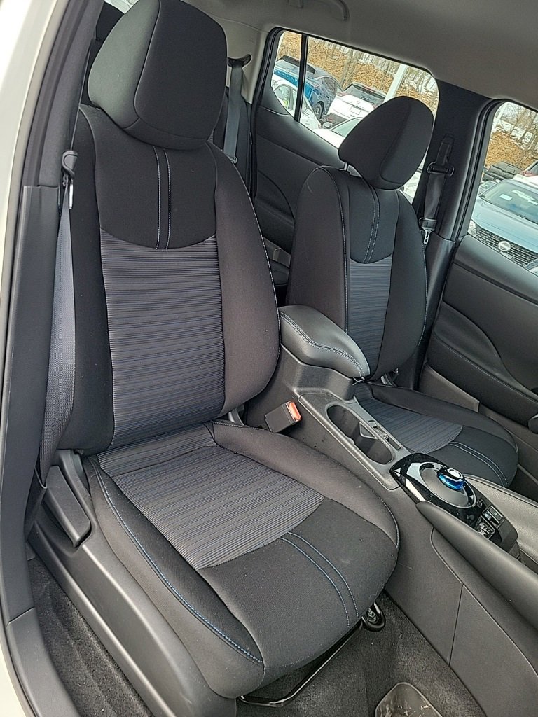 Used 2023 Nissan Leaf SV Plus image 23