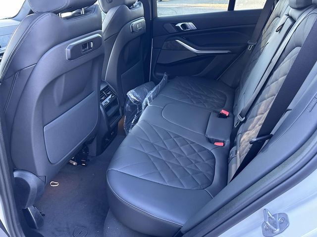 New 2026 BMW X5 xDrive40i w/ Premium Package image 8