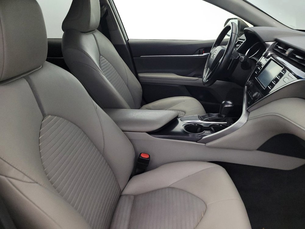 Used 2018 Toyota Camry SE w/ Convenience Package FWD image 21
