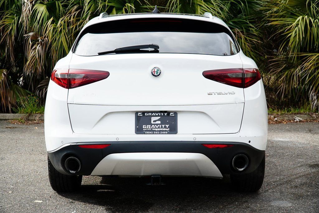 Used 2021 Alfa Romeo Stelvio Sprint w/ Sun & Sound Package image 6