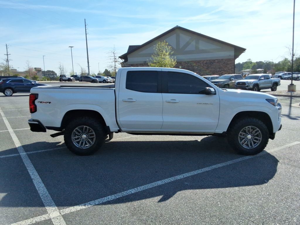 Certified 2024 Chevrolet Colorado LT w/ LT Convenience Package II image 4