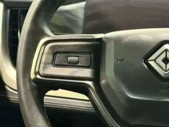 Used 2022 Rivian R1T Adventure AWD/4WD image 47