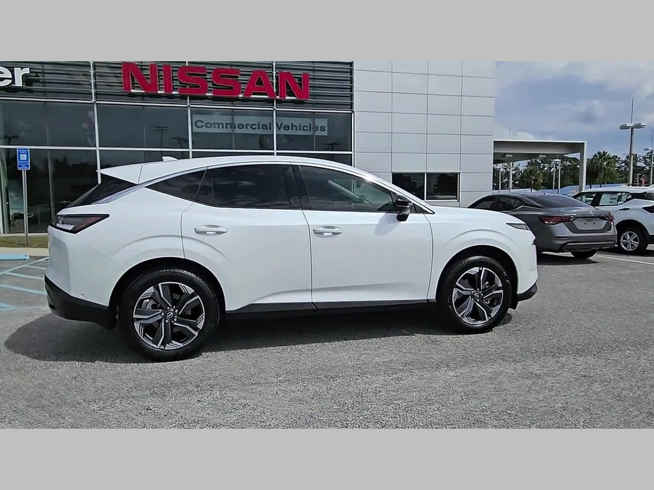 Used 2025 Nissan Murano SL w/ Cargo Package AWD/4WD image 35