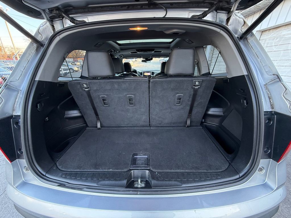 Used 2017 Honda Pilot Elite image 28