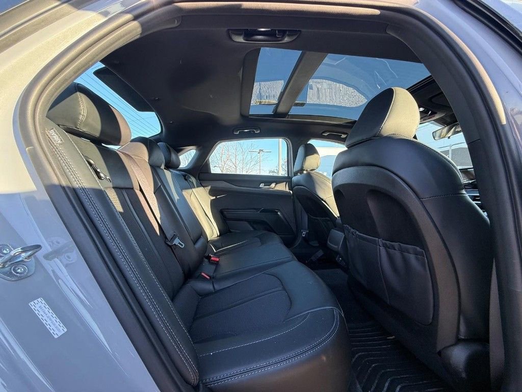 Used 2023 Kia K5 GT-Line image 13