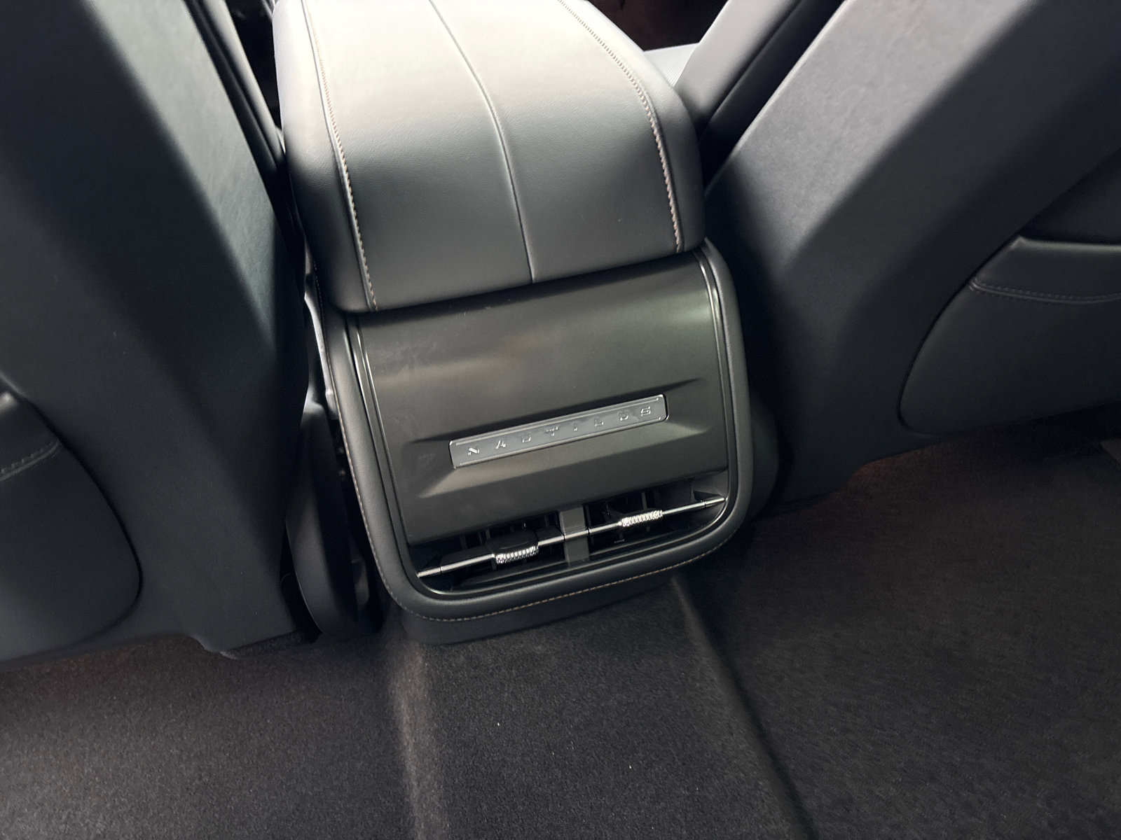 New 2026 Lincoln Nautilus Premier image 33