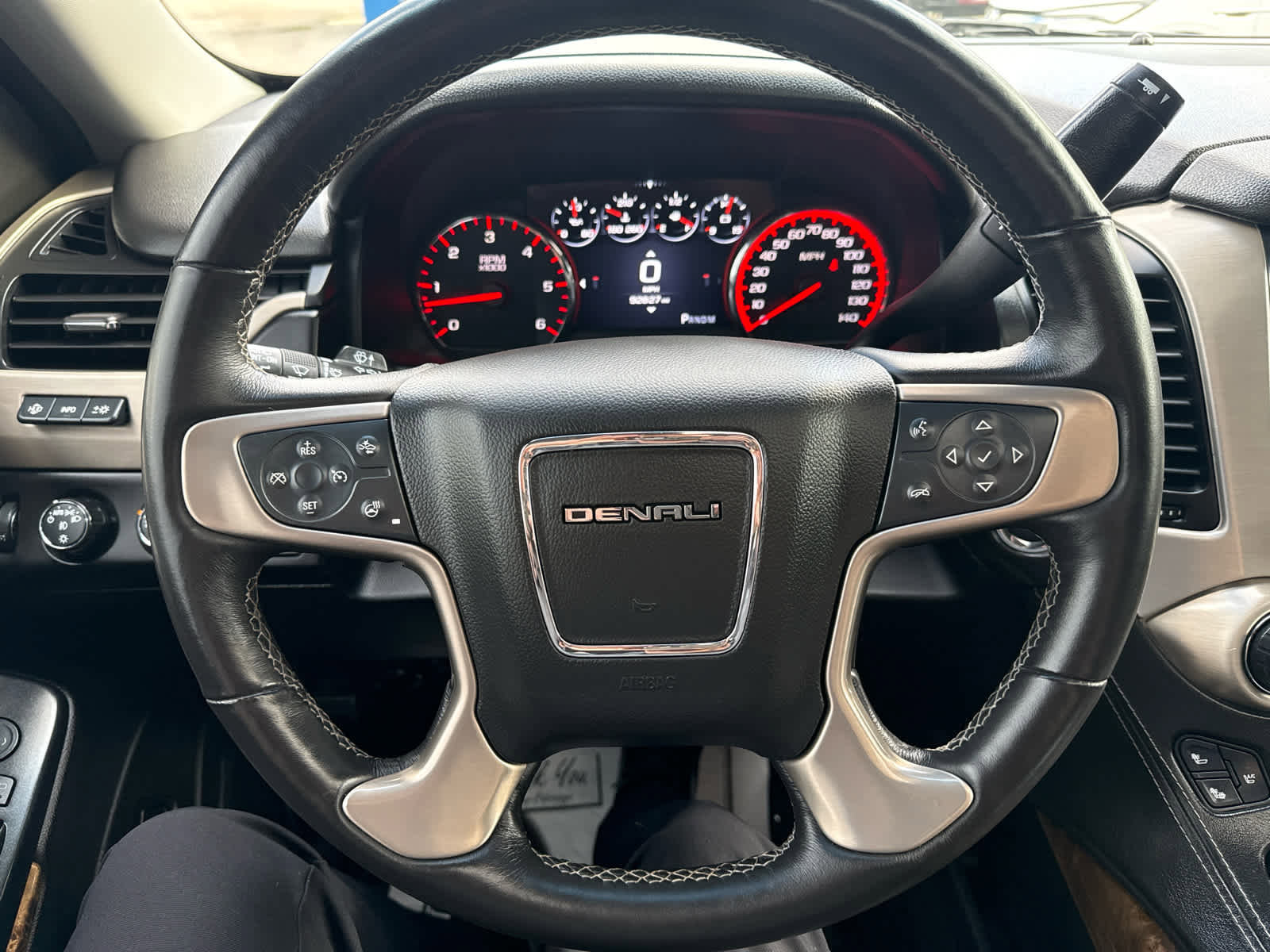 Used 2016 GMC Yukon Denali w/ Open Road Package AWD/4WD image 23