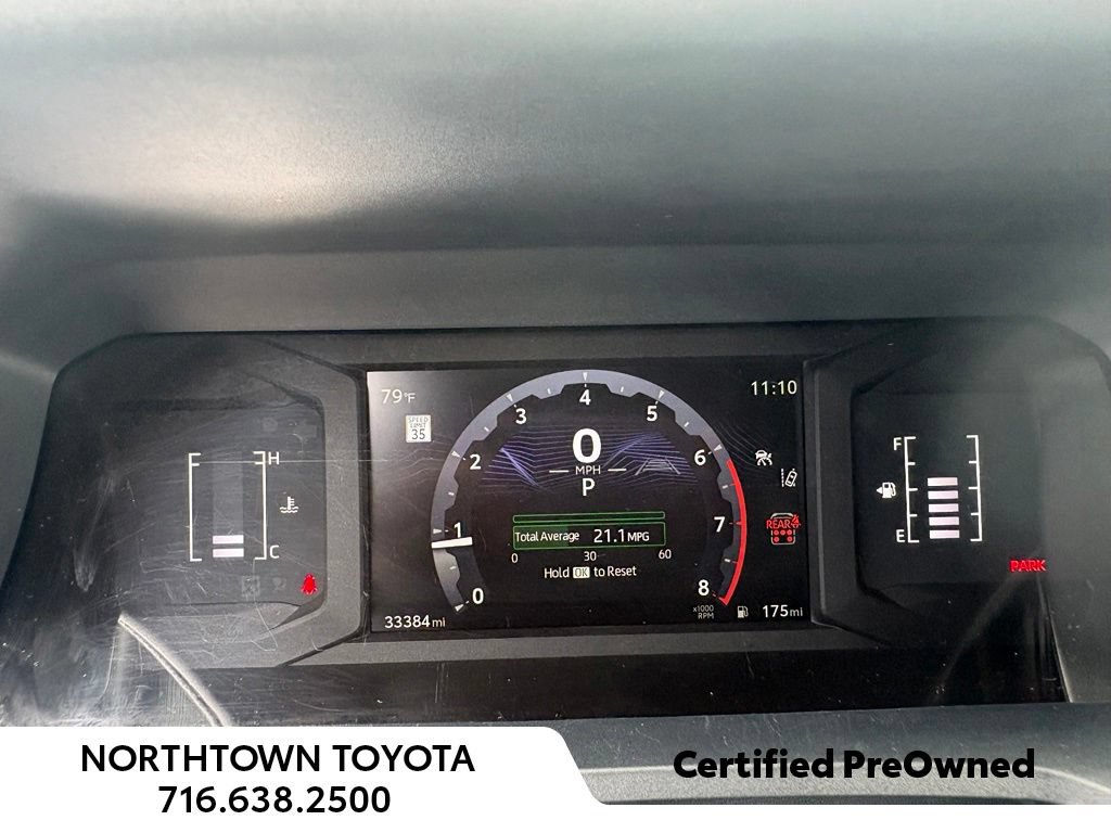 Used 2025 Toyota 4Runner SR5 AWD/4WD image 29