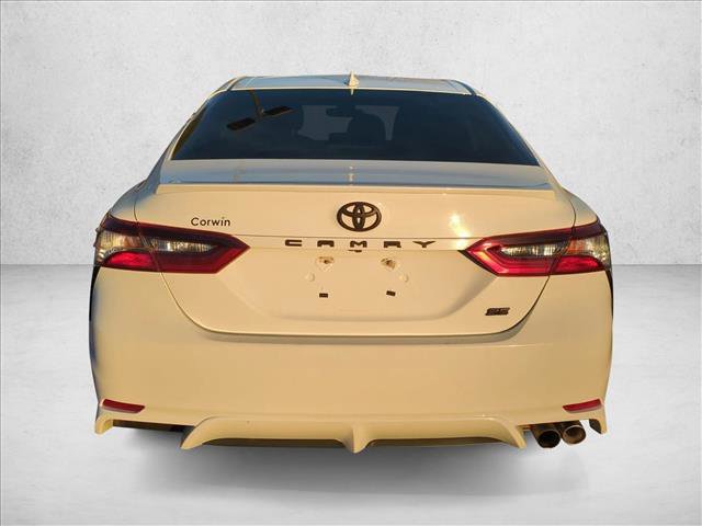 Used 2021 Toyota Camry SE image 7