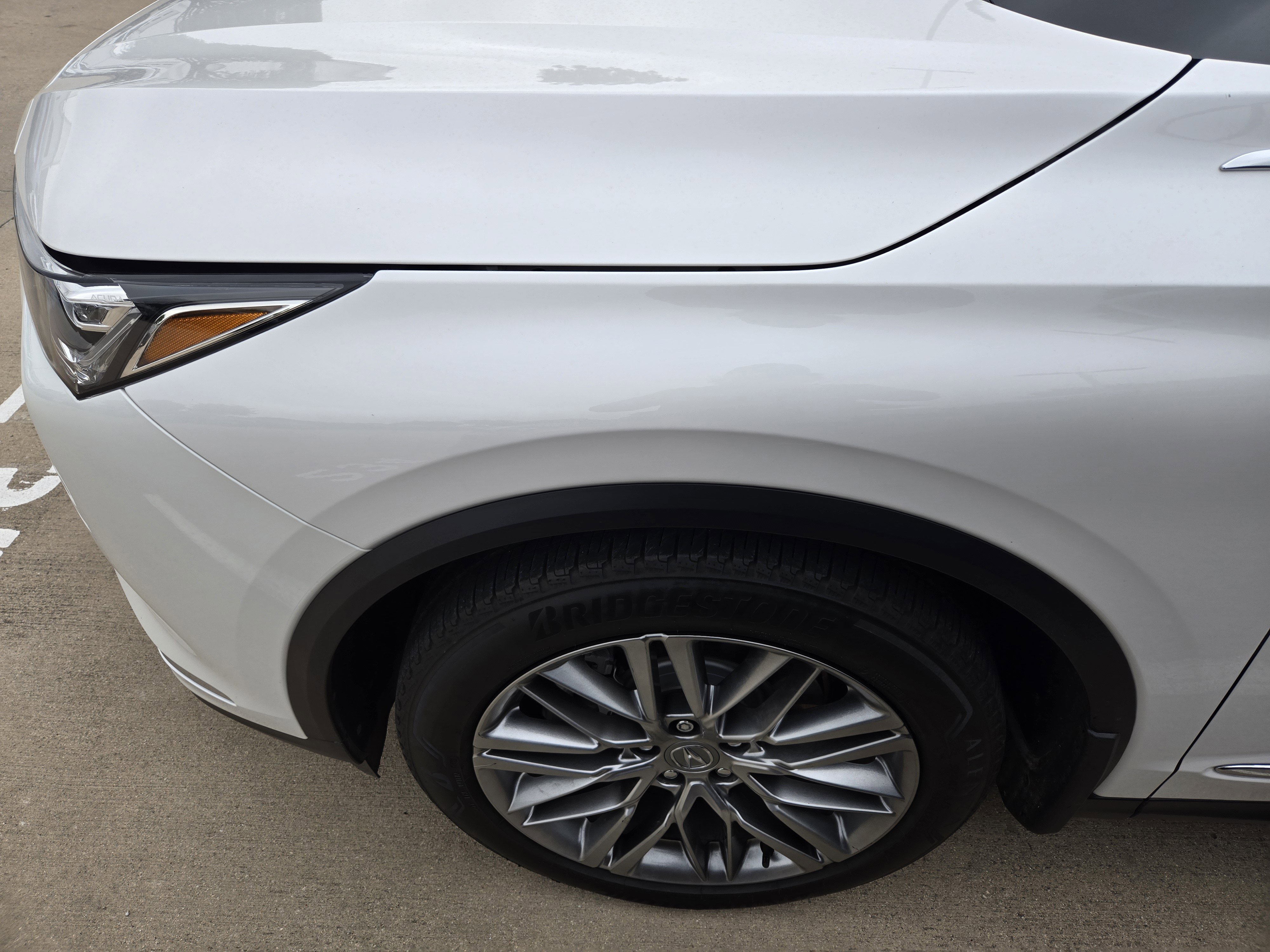 Used 2024 Acura MDX SH-AWD w/ Advance Package image 9