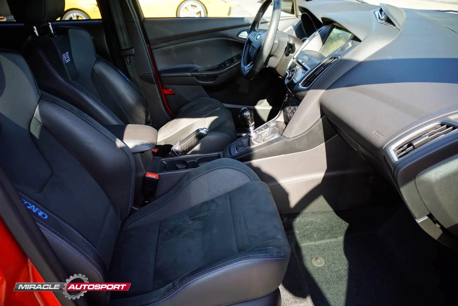 Used 2018 Ford Focus RS AWD/4WD image 31