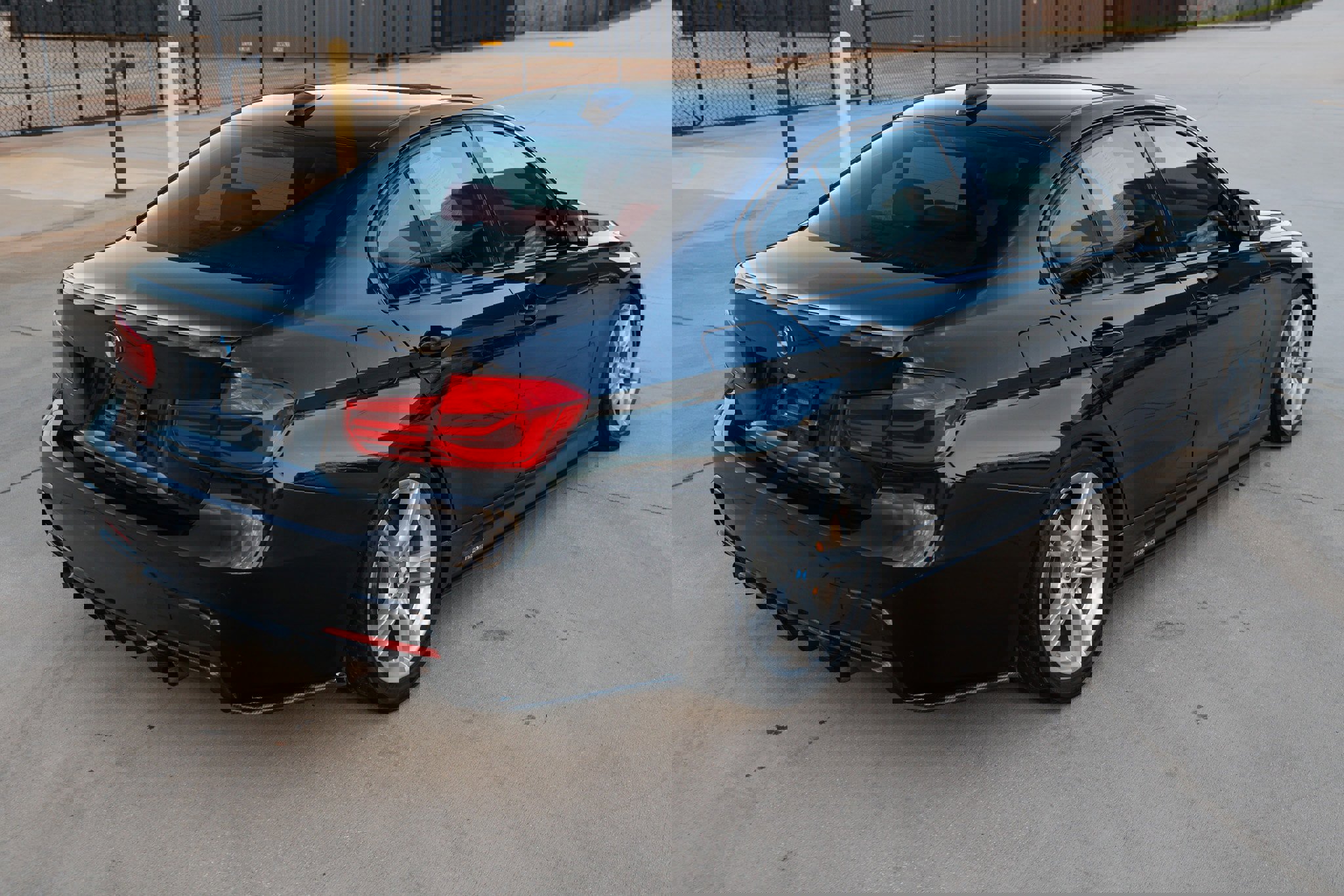 Used 2017 BMW 340i xDrive Sedan image 16