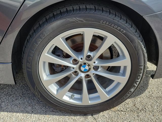 Used 2017 BMW 320i Sedan image 7