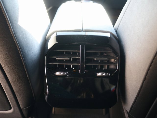 New 2026 BMW iX xDrive45 w/ M Sport Package image 24