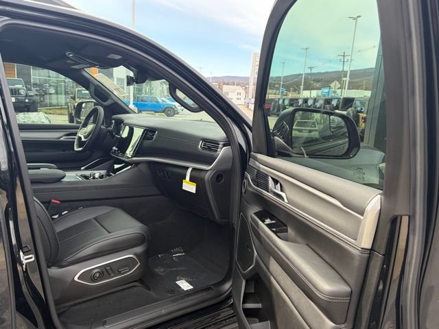 New 2026 Jeep Grand Wagoneer L Limited w/ Rear Seat Video Group I AWD/4WD image 26