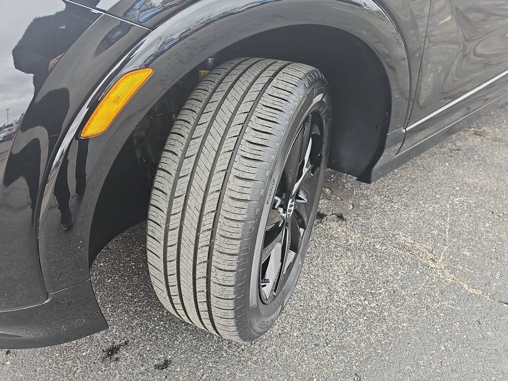 Certified 2024 Buick Encore GX Sport Touring w/ Advanced Technology Package AWD/4WD image 36