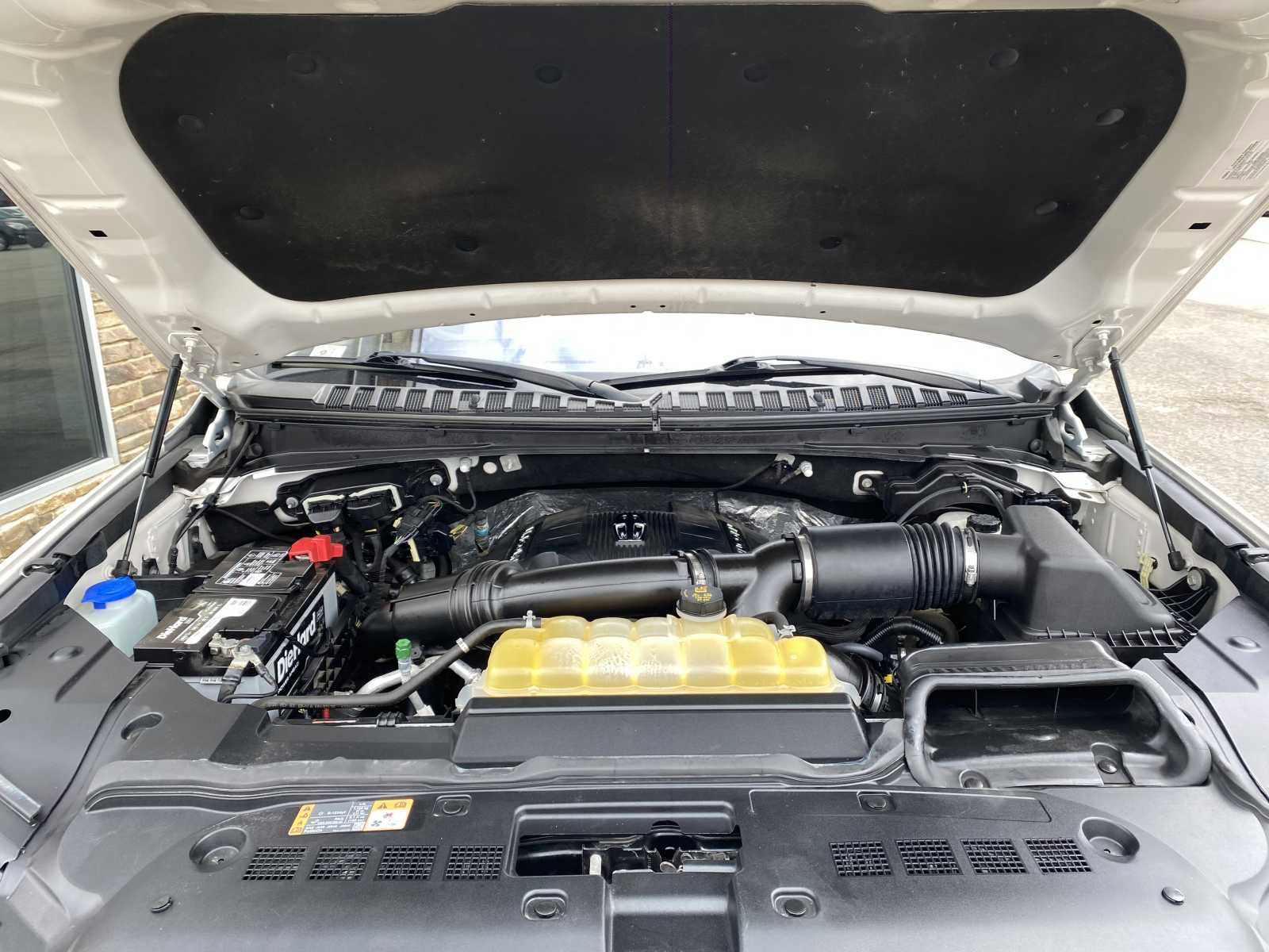 Used 2018 Lincoln Navigator L Reserve w/ Technology Package image 6