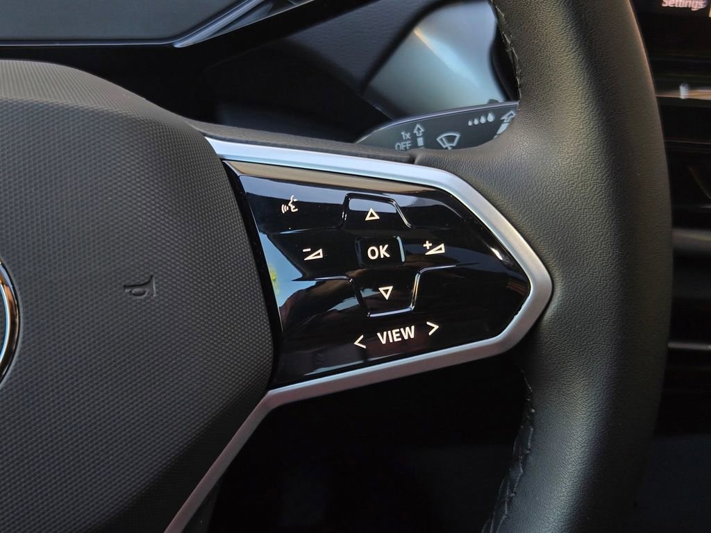 Certified 2023 Volkswagen ID.4 Pro S Plus AWD/4WD image 21