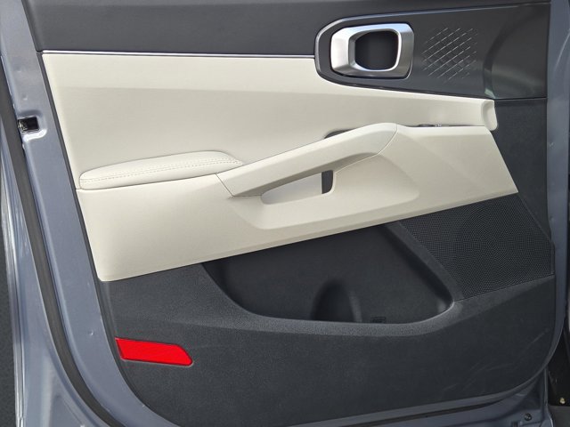 Used 2025 Kia Sorento S w/ Panoramic Sunroof Package FWD image 43