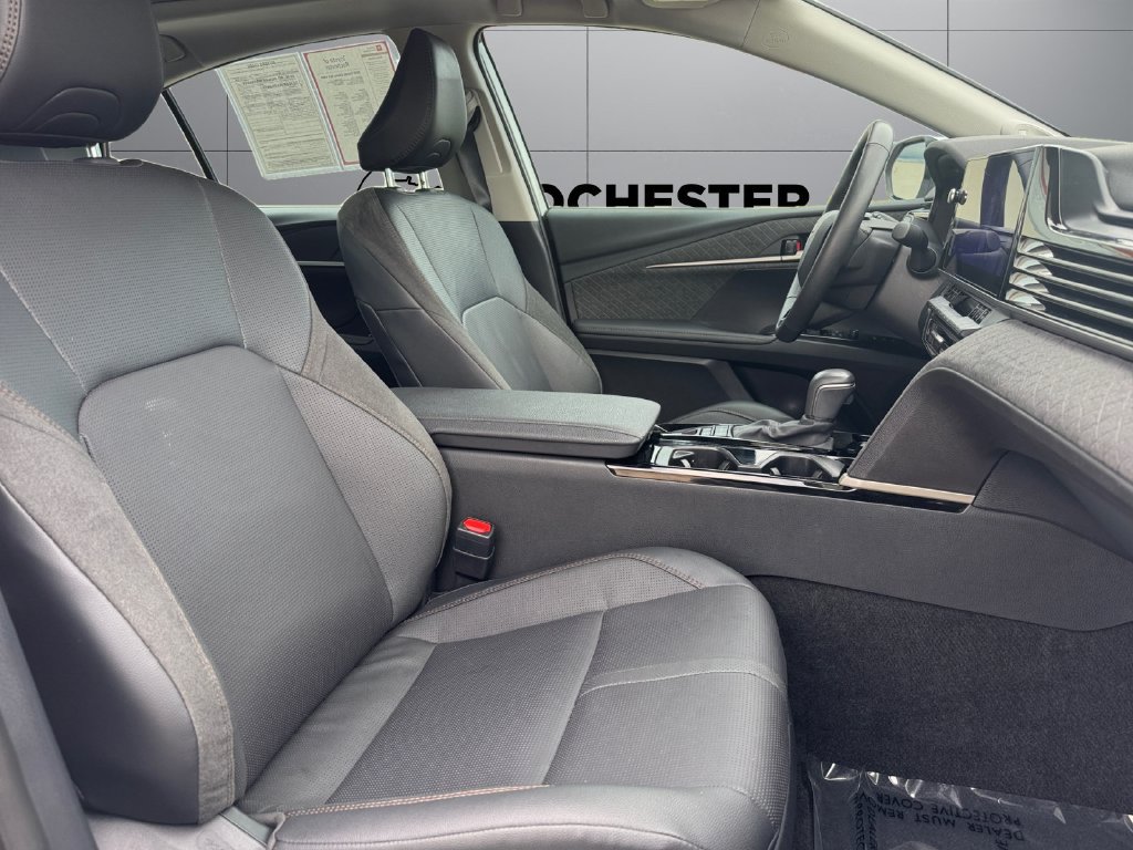 Certified 2025 Toyota Camry XLE w/ Premium Plus Package AWD/4WD image 17