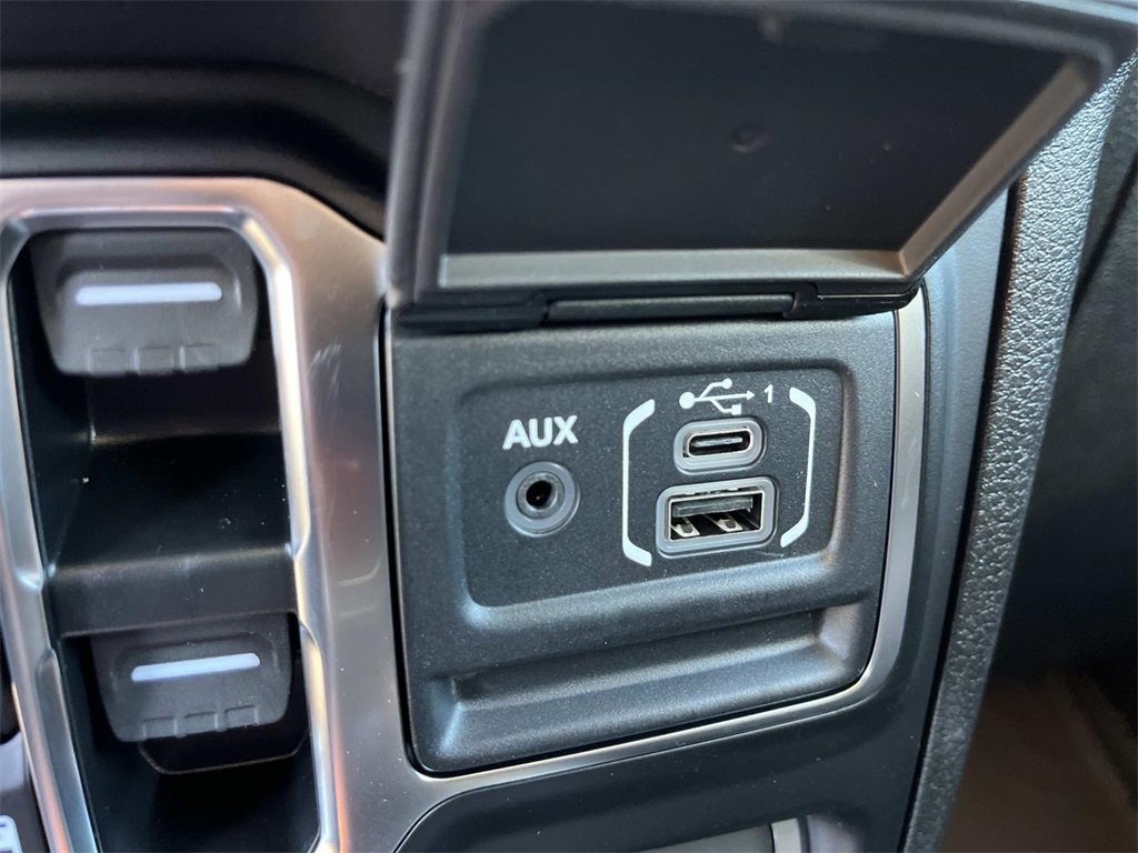 New 2025 Jeep Wrangler Unlimited Rubicon image 29