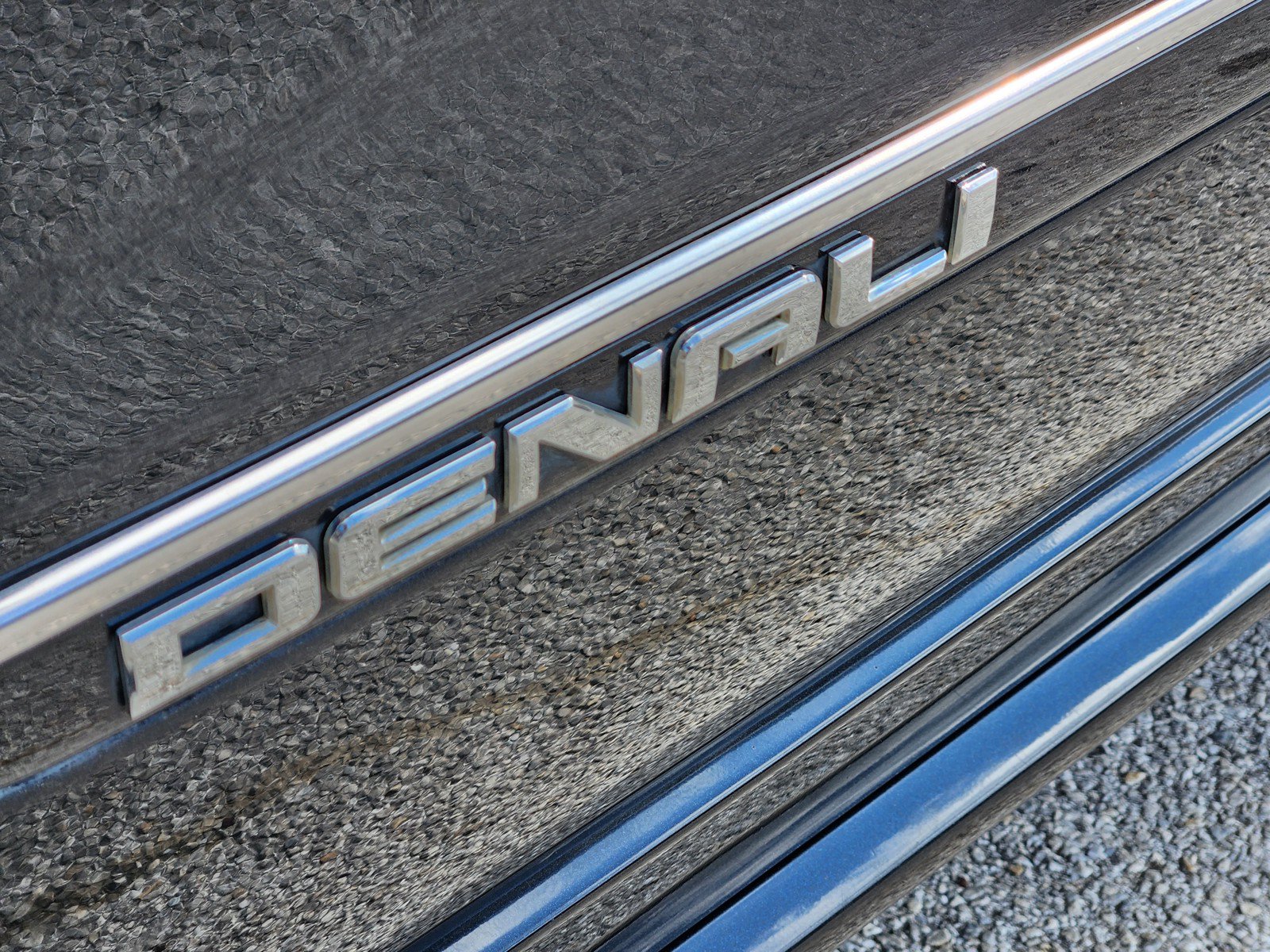 Used 2015 GMC Acadia Denali FWD image 30